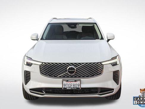 Certified 2025 Volvo XC90 B6 Core w/ Climate Package image 2