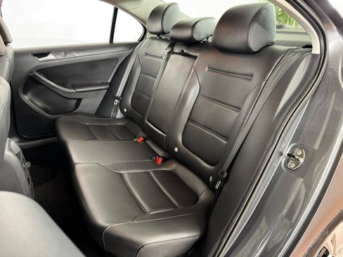 Used 2014 Volkswagen Jetta SE image 24