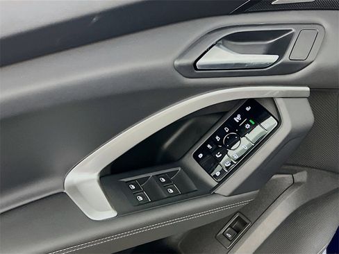 New 2025 Audi Q5 Prestige image 18