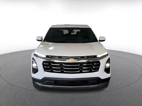 Used 2025 Chevrolet Equinox LT image 5