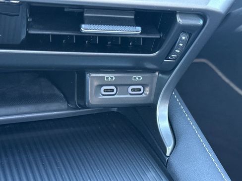 Used 2024 Lexus RX 500h F Sport w/ Convenience Package image 28