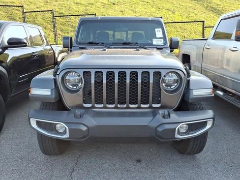 Used 2022 Jeep Gladiator Sport AWD/4WD image 12