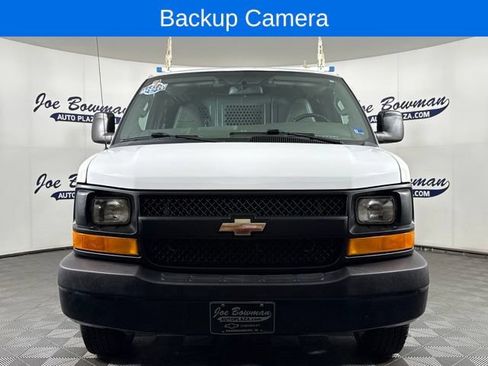 Used 2016 Chevrolet Express 2500 RWD image 4