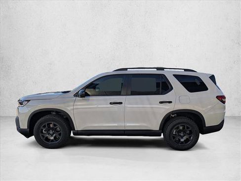 New 2026 Honda Pilot TrailSport image 5