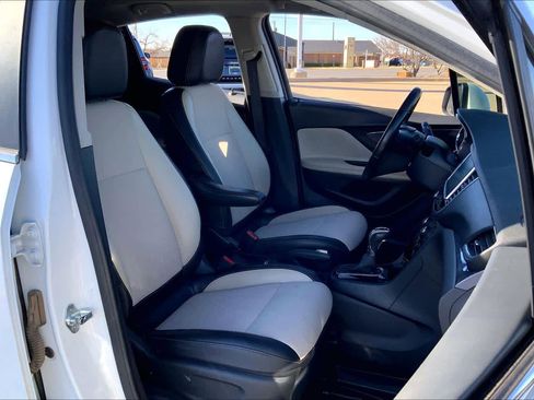 Used 2019 Buick Encore Preferred image 9