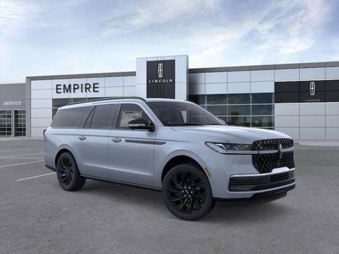 New 2025 Lincoln Navigator L Reserve w/ Jet Appearance Package image 7