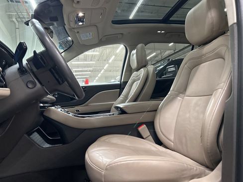 Certified 2020 Lincoln Aviator Reserve w/ Equipment Group 201A AWD/4WD image 10