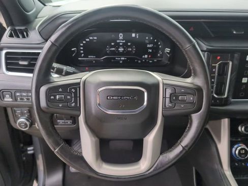 Certified 2022 GMC Yukon Denali w/ Denali Ultimate Package AWD/4WD image 17