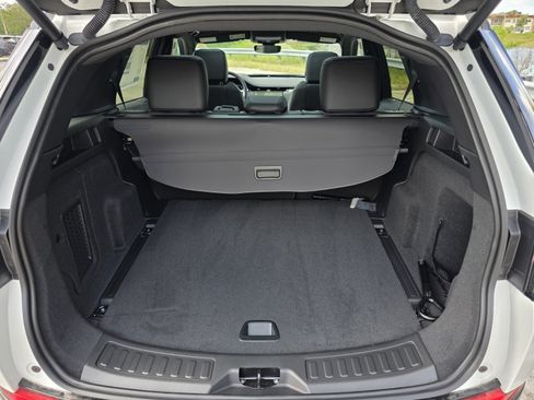 Used 2026 Land Rover Discovery Sport Landmark AWD/4WD image 15