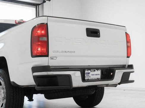 Used 2022 Chevrolet Colorado W/T RWD image 20