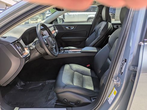 Used 2024 Volvo S60 B5 Plus AWD/4WD image 15