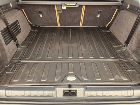 New 2026 Land Rover Discovery Limited Edition image 22