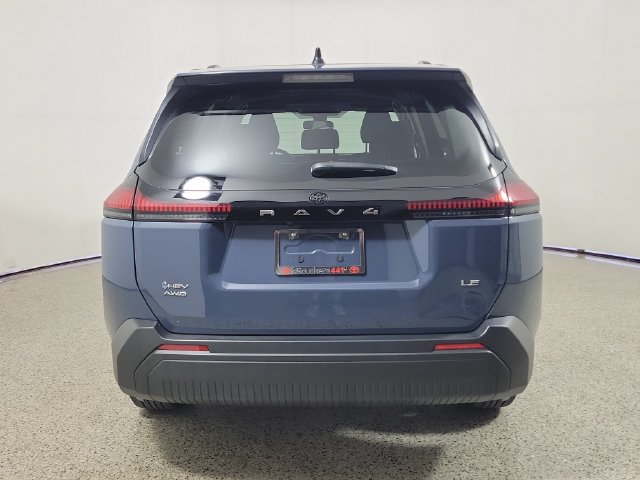 Used 2026 Toyota RAV4 LE AWD/4WD image 6