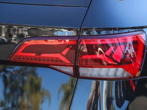 Used 2024 Volkswagen Taos SE image 10