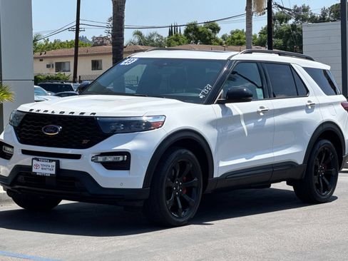 Used 2023 Ford Explorer ST w/ Equipment Group 401A AWD/4WD image 9