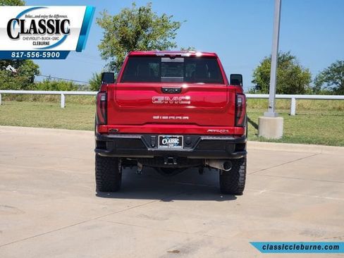 Used 2024 GMC Sierra 2500 AT4X AWD/4WD image 9