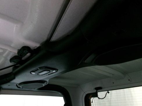 Used 2021 Jeep Wrangler Sport AWD/4WD image 17