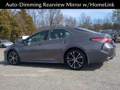 Used 2019 Toyota Camry SE w/ Convenience Package image 5