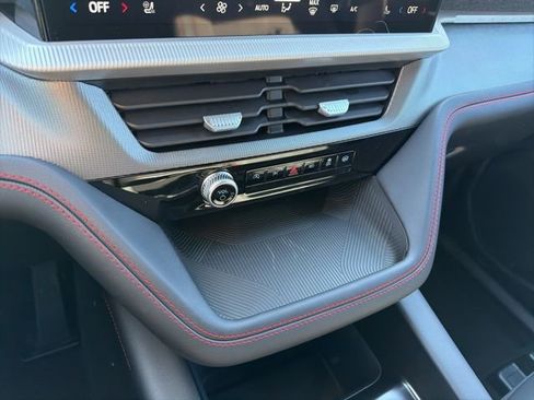 New 2026 Ford Explorer ST-Line w/ ST-Line Street Pack AWD/4WD image 22