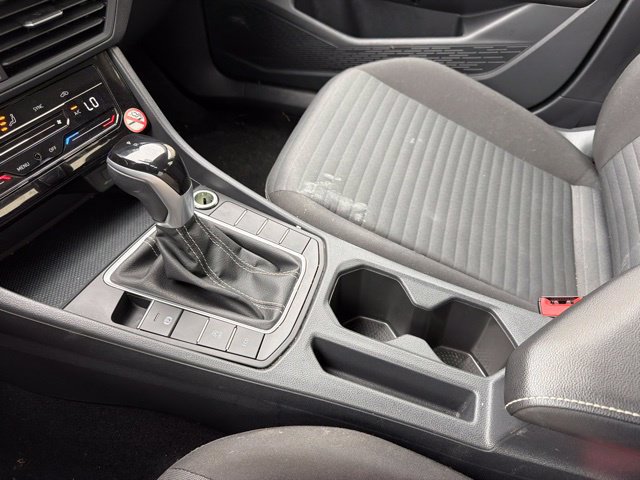 Used 2025 Volkswagen Jetta S FWD image 25