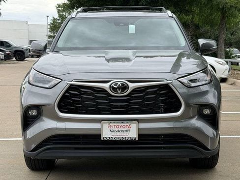 New 2026 Toyota Highlander XLE AWD/4WD image 8