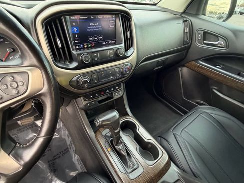 Used 2020 GMC Canyon Denali image 23