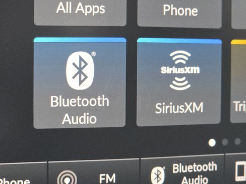 Used 2025 Honda Pilot TrailSport image 7