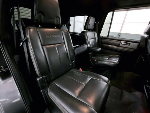 Used 2017 Ford Expedition Platinum AWD/4WD image 26