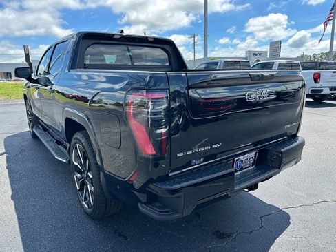 New 2025 GMC Sierra EV Denali image 7