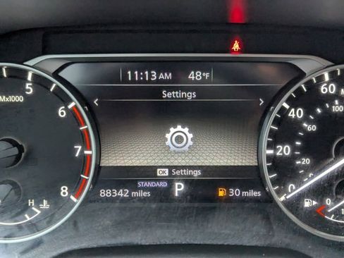 Used 2023 Nissan Rogue SV image 22