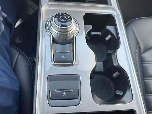 Used 2024 Ford Edge SEL image 23