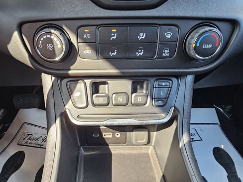 Used 2019 GMC Terrain SLE FWD image 57