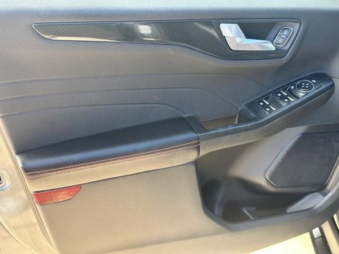 Used 2024 Ford Escape ST-Line image 22
