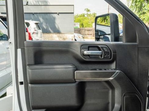 Used 2021 GMC Sierra 2500 AT4 AWD/4WD image 17