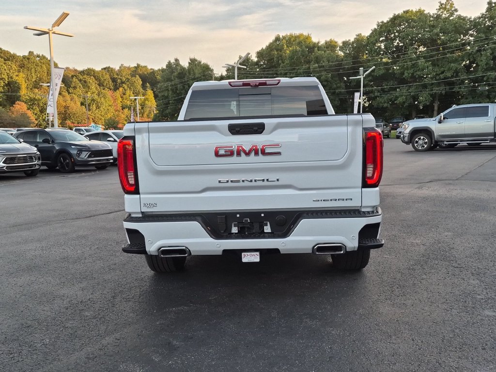 New 2026 GMC Sierra 1500 Denali AWD/4WD image 8