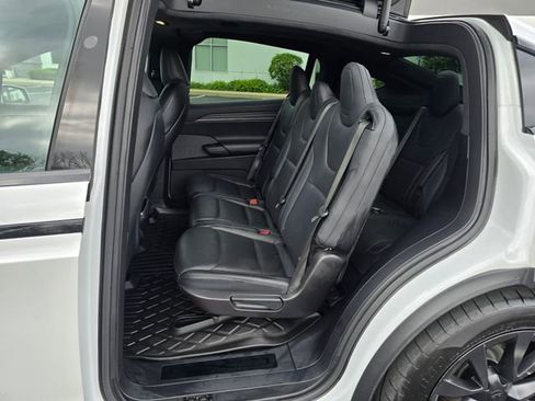 Used 2022 Tesla Model X AWD/4WD image 29