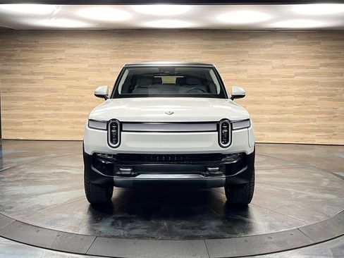 Used 2023 Rivian R1S Adventure image 15