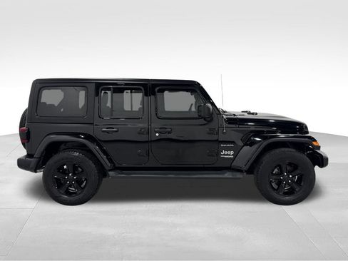 Used 2020 Jeep Wrangler Unlimited Sahara w/ Dual Top Group AWD/4WD image 20