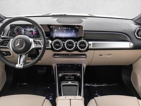 New 2026 Mercedes-Benz GLB 250 4MATIC image 20