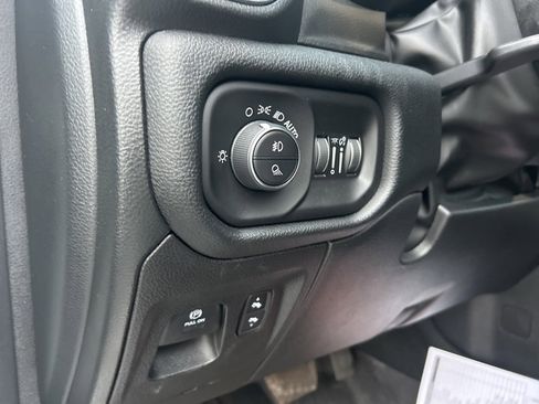 Used 2022 RAM 1500 Laramie w/ Sport Appearance Package image 17