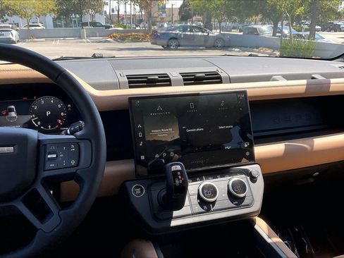 New 2026 Land Rover Defender 110 S AWD/4WD image 11