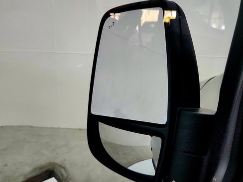 Used 2020 Ford Transit 150 Low Roof RWD image 23