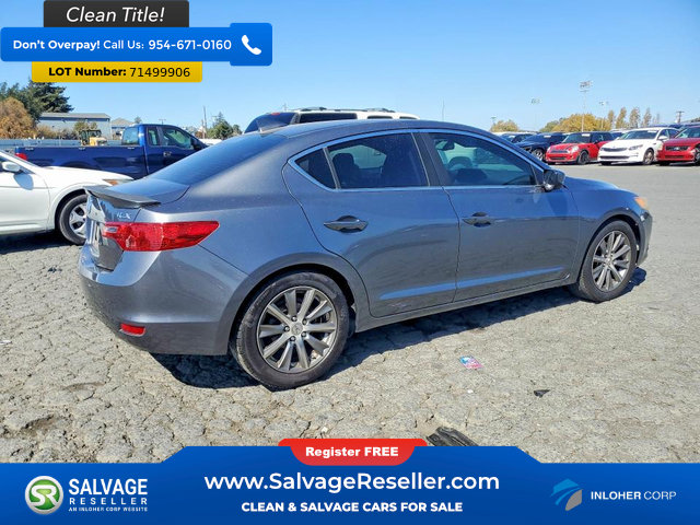 Used 2013 Acura ILX w/ Technology Package FWD image 4