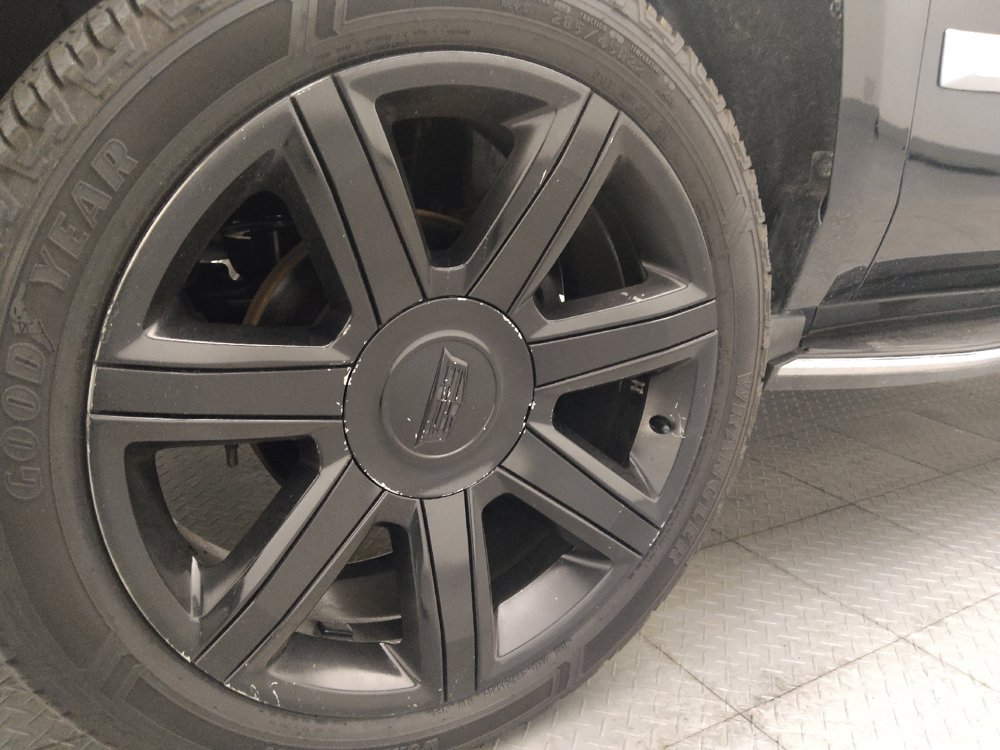 Used 2020 Cadillac Escalade Luxury RWD image 31