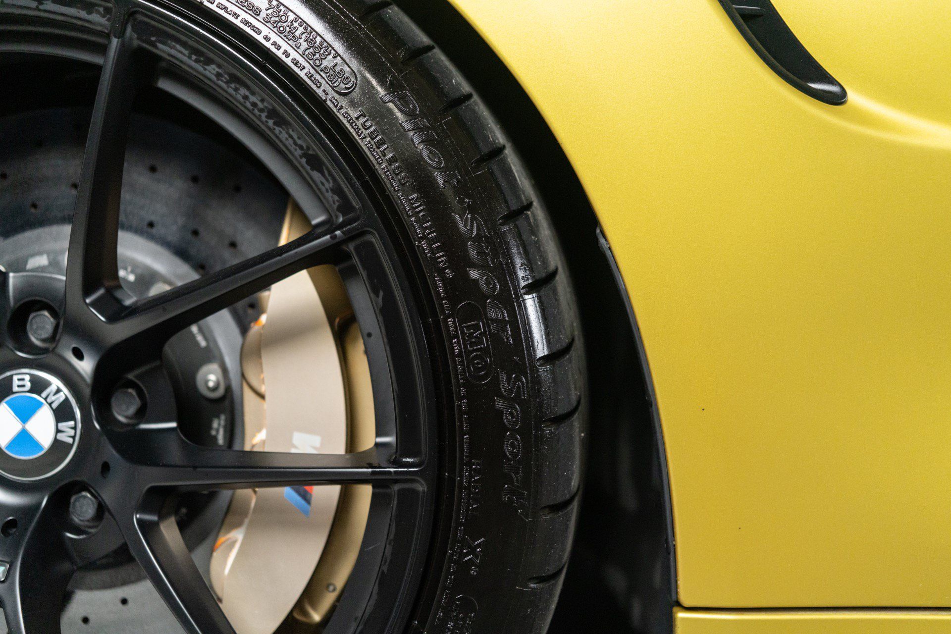 Used 2015 BMW M4 Coupe RWD image 5