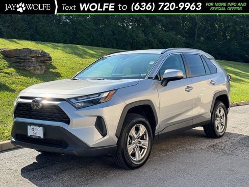 Used 2024 Toyota RAV4 XLE AWD/4WD image 1