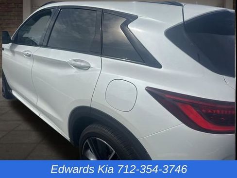 Used 2025 INFINITI QX50 Sport image 2