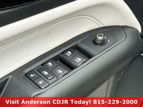 New 2026 Jeep Compass Limited image 8