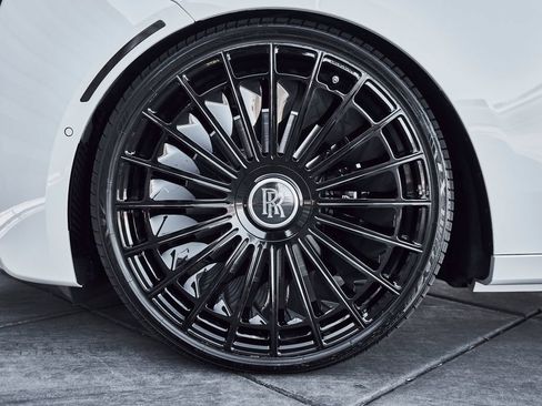 Used 2024 Rolls-Royce Ghost AWD/4WD image 3