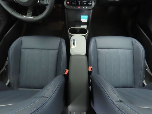 Used 2026 MINI Cooper 4-Door Hardtop FWD image 22